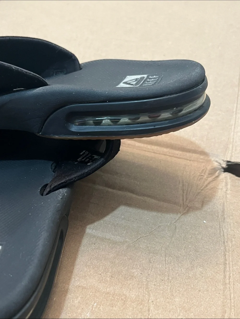 Reef Black Mens Flip Flop Sandals Size 10